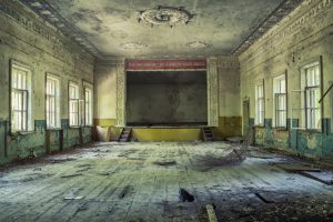 iStock_000025084625_Small